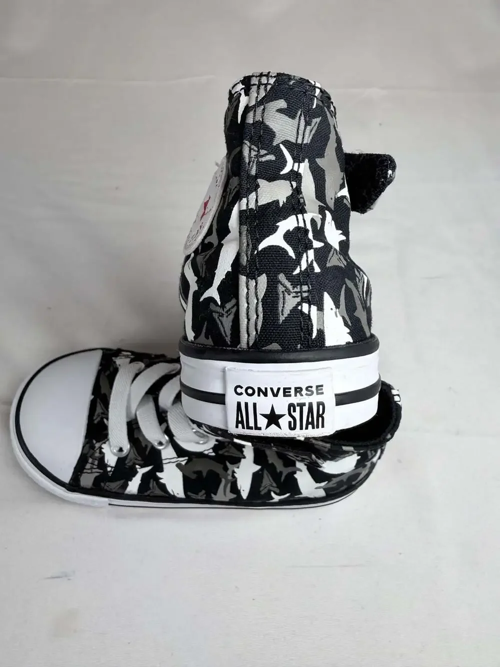 Converse Chuck Taylor All Star 1V Shark Bite Infant Size 8 Black White High Top